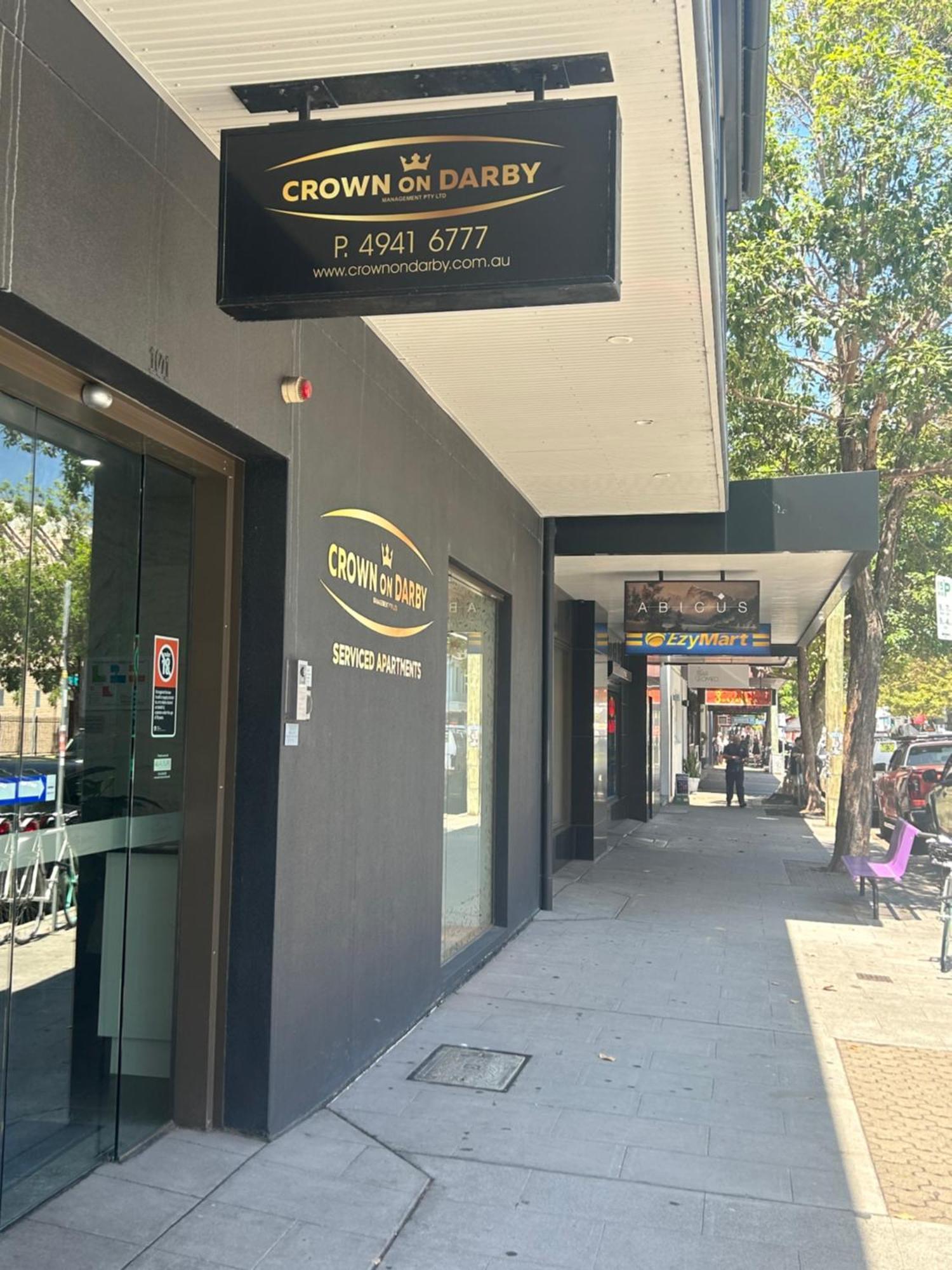 Crown On Darby Newcastle Aparthotel Exterior photo