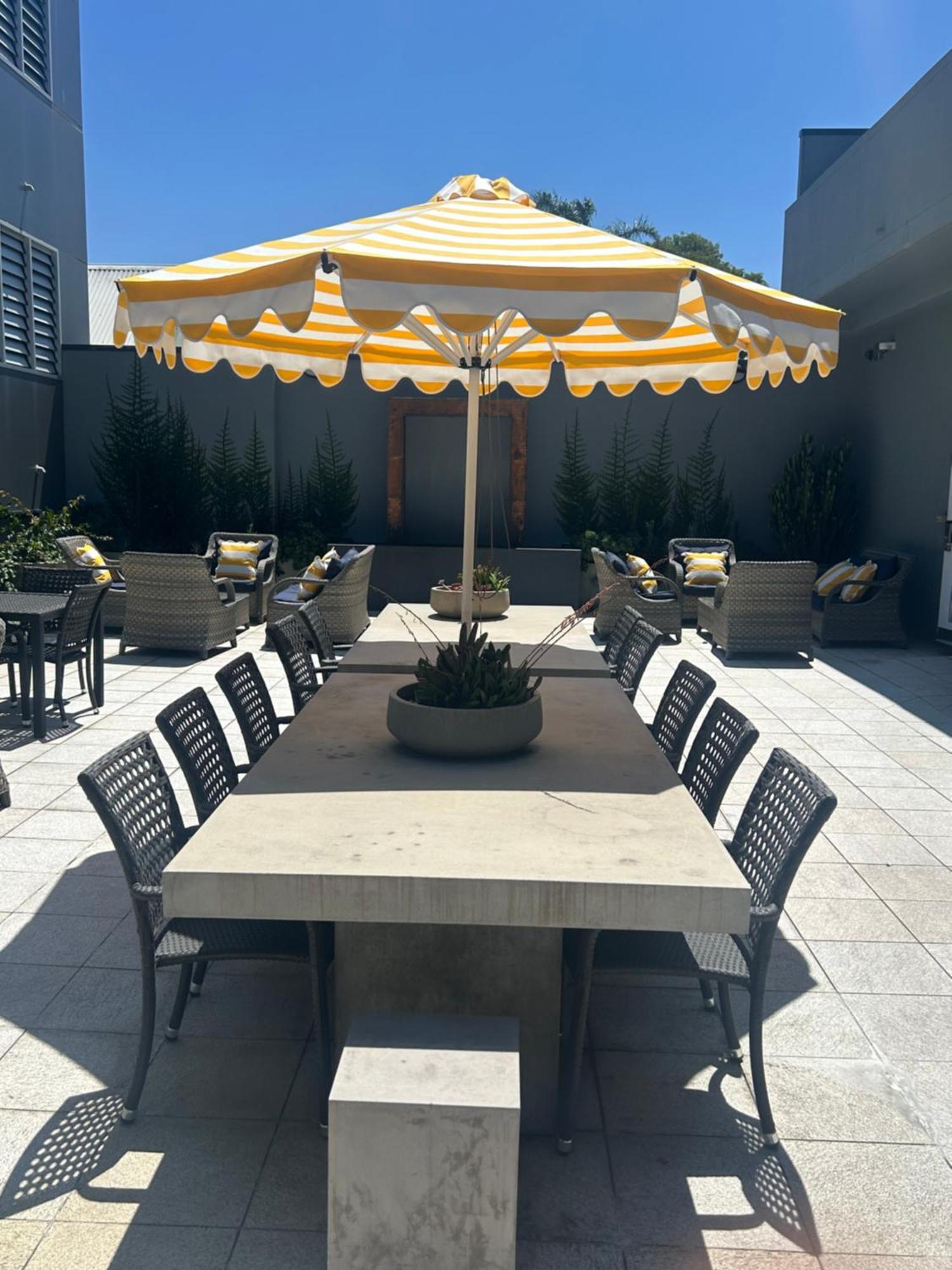Crown On Darby Newcastle Aparthotel Exterior photo